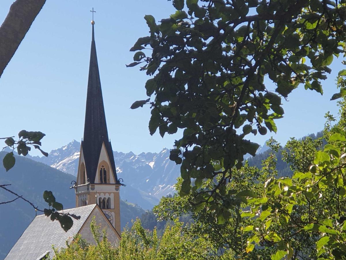 Haus Anna Ein Haus Mit Herz Fliess Bagian luar foto