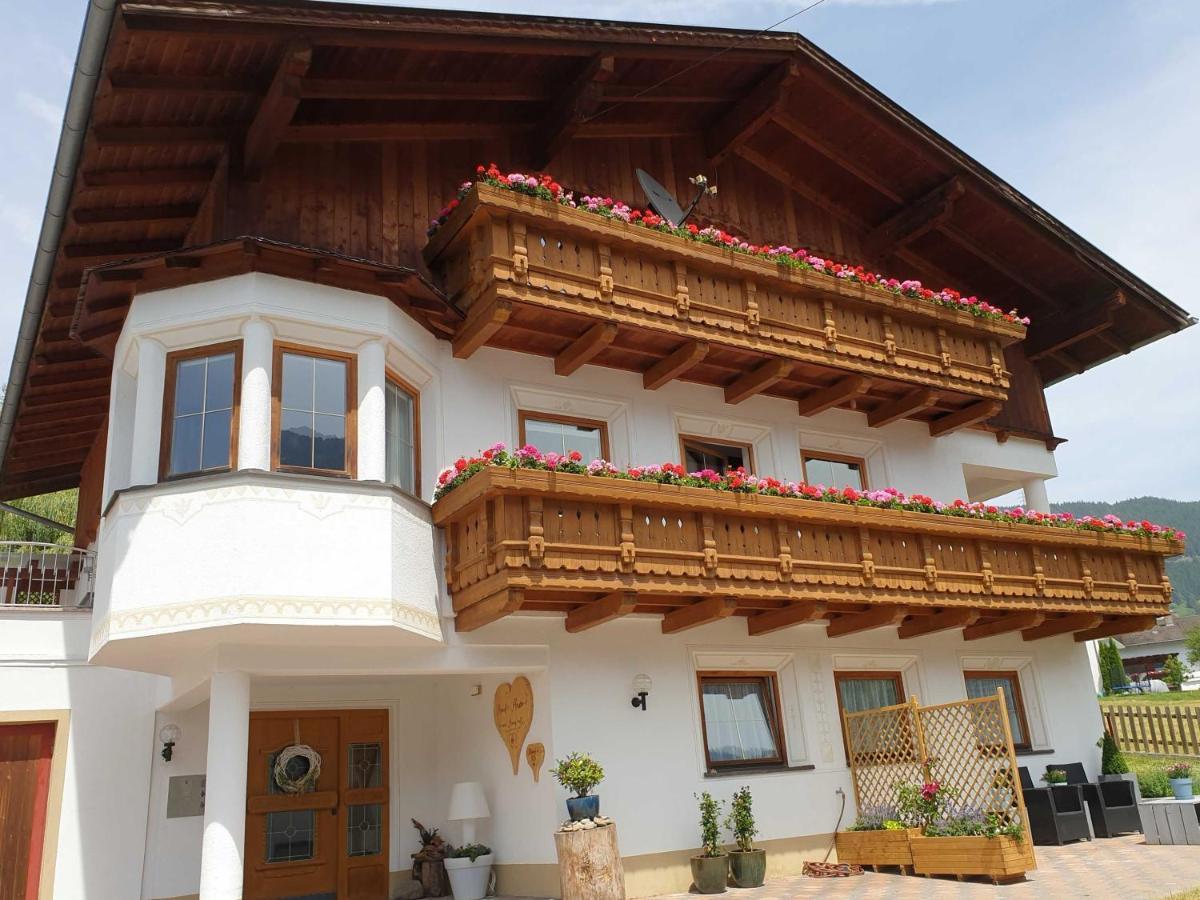 Haus Anna Ein Haus Mit Herz Fliess Bagian luar foto