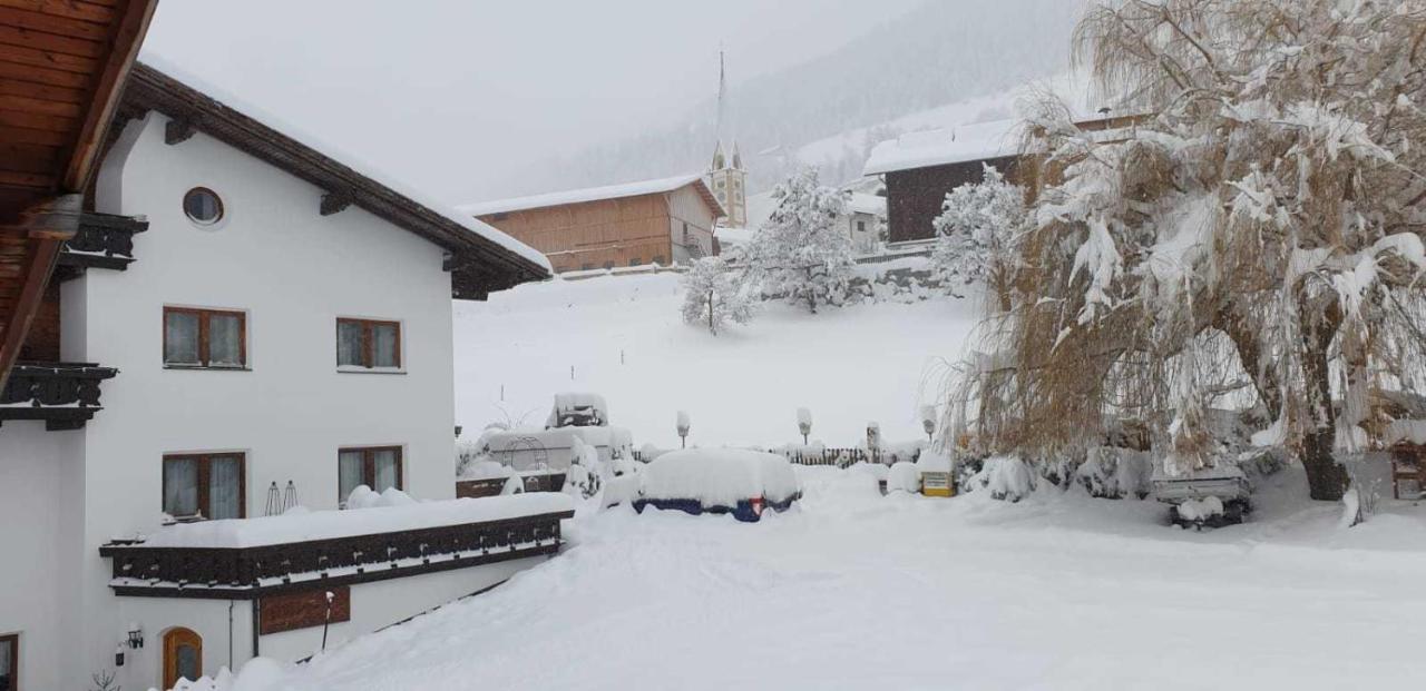 Haus Anna Ein Haus Mit Herz Fliess Bagian luar foto