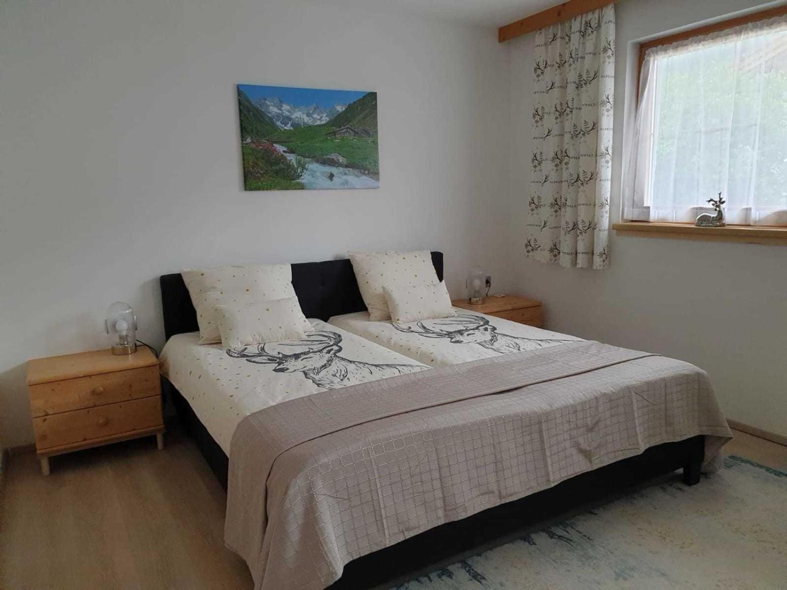 Haus Anna Ein Haus Mit Herz Fliess Ruang foto