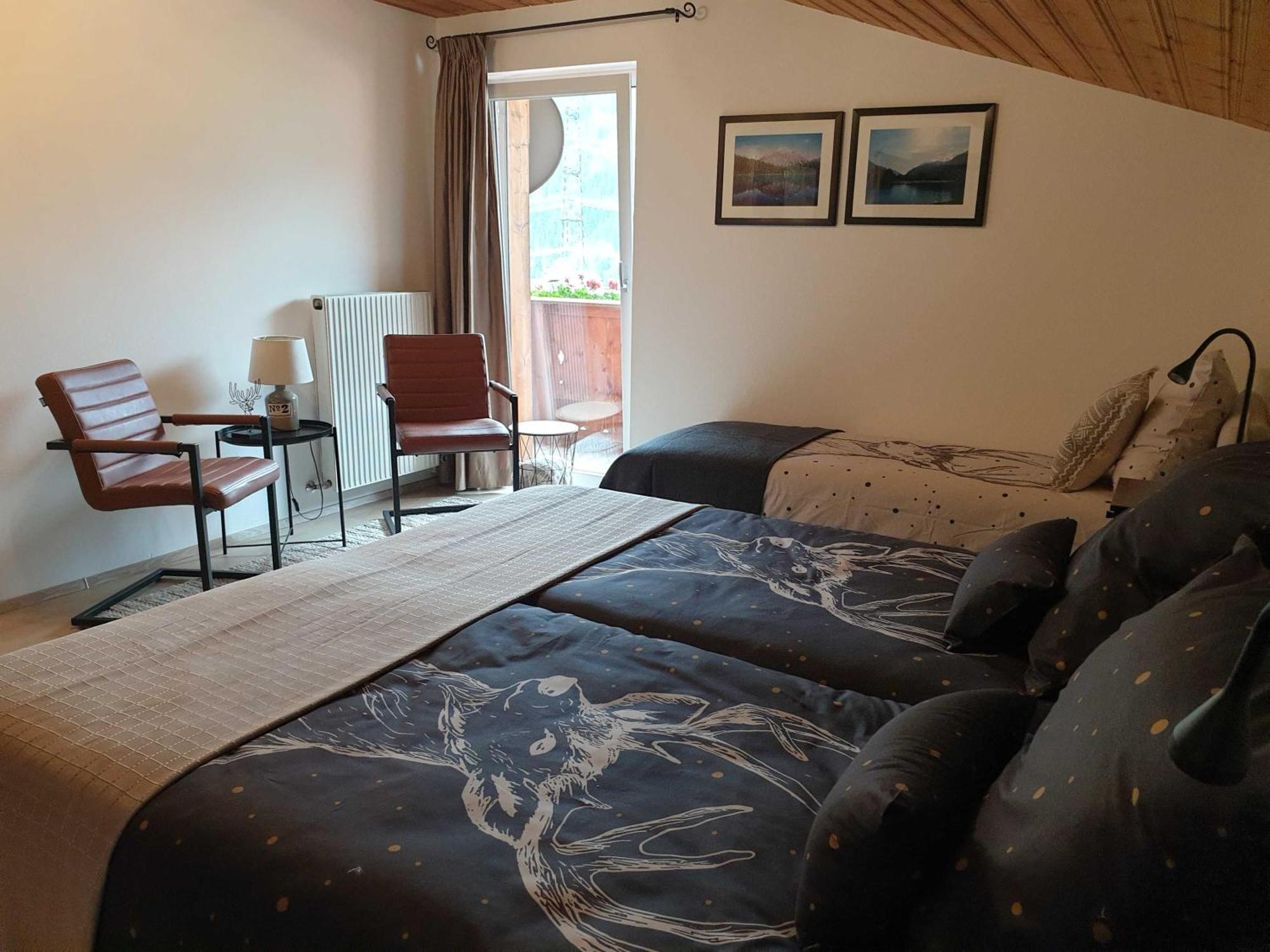 Haus Anna Ein Haus Mit Herz Fliess Ruang foto
