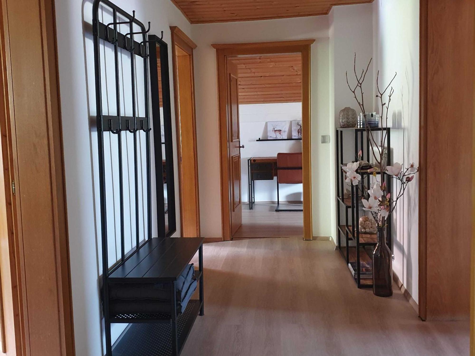 Haus Anna Ein Haus Mit Herz Fliess Ruang foto