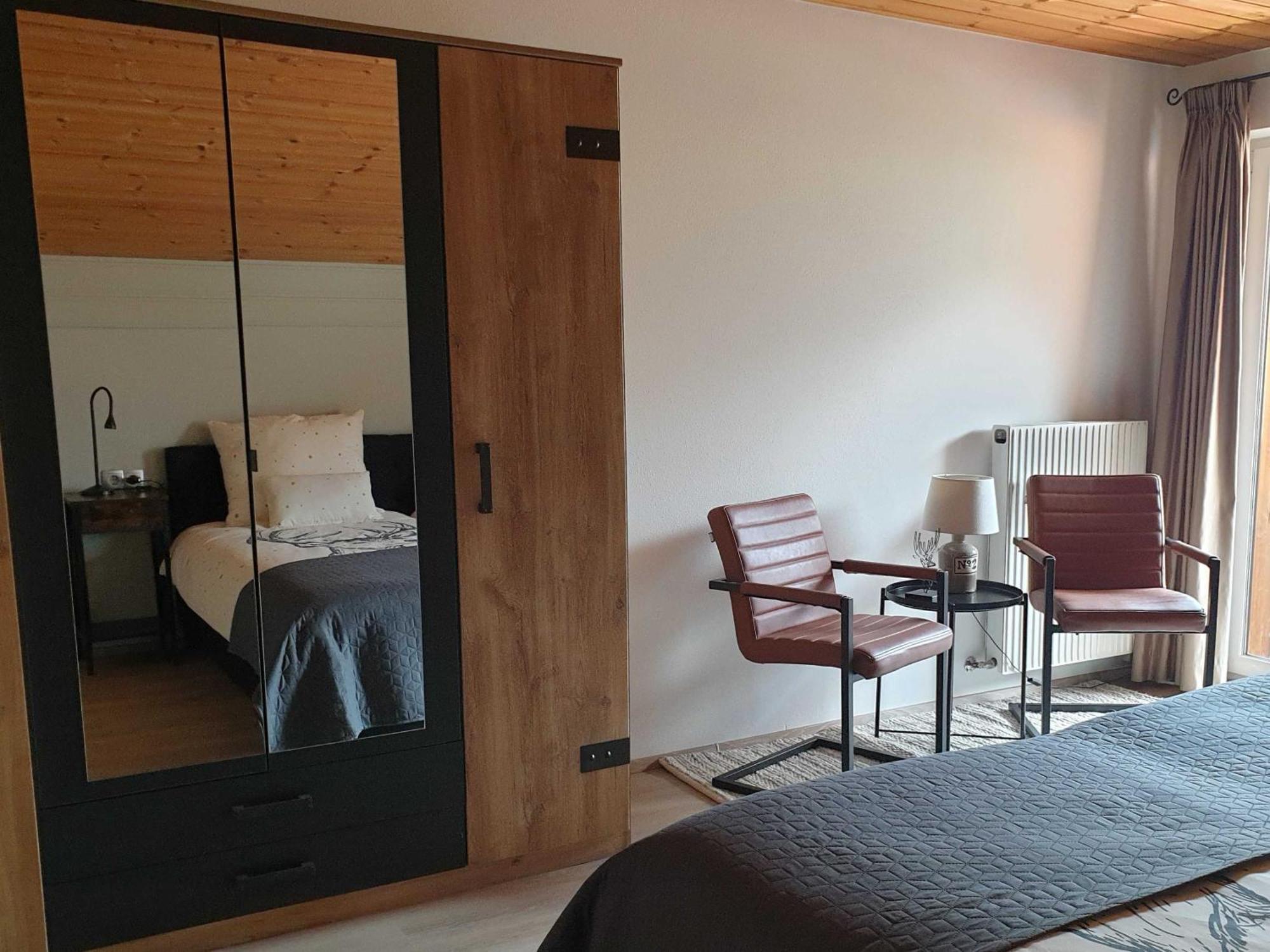 Haus Anna Ein Haus Mit Herz Fliess Ruang foto